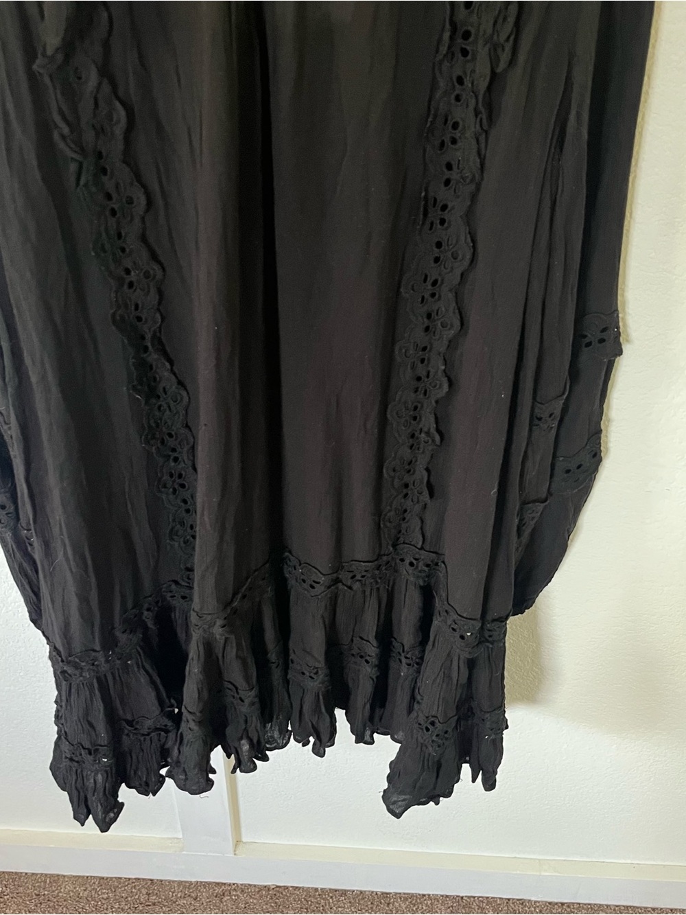 Free People Women's Small Flowy Dress. - Picture 6 of 6